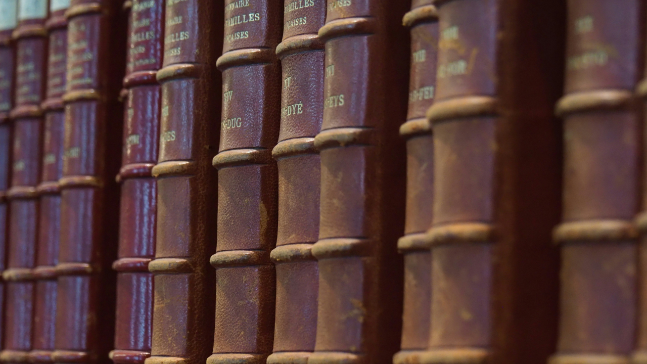 LA NATURA DI PERTINENZA DEL GARAGE RISPETTO ALL’ABITAZIONE DIPENDE DA UN ATTO VOLITIVO E NON DEVE RISULTARE DA UN TITOLO EDILIZIO – CGT di primo grado di Verona, sez. 1, sentenza n. 397/2024, depositata il 18.10.2024